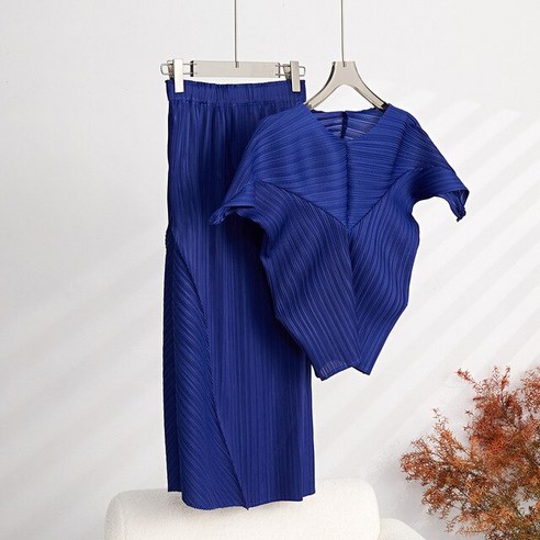플리츠플리즈 플리츠 패션 캐주얼 디자인 여성 정장 폴드 티셔츠 어퍼 코트 가방 힙 하프 스커트 투피스 세트 여름 2023 Best Top3