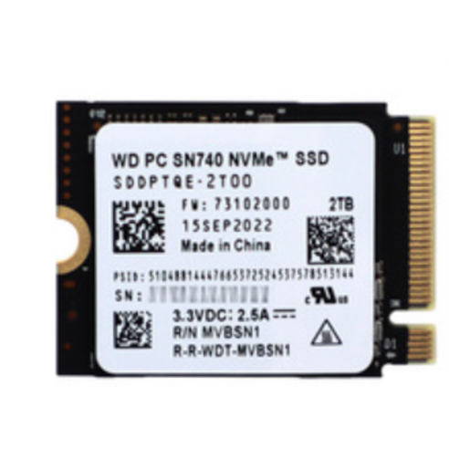 WD SN740 NVMe SSD는 확장 가능한 NVMe 아키텍처와 PCIe Gen4 인터페이스를 통해 뛰어난 성능과 내구성을 제공하는 스토리지 솔루션입니다.