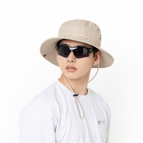 야외 모험을 위한 필수품으로서 뛰어난 품질, 스타일, 가성비를 자랑하는 헤브잇 등산모자 R17