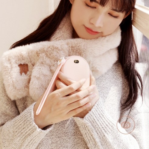 따뜻함과 휴대성을 한번에, 쾌속 발열과 온도조절 기능 탑재