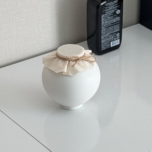 풍요와 행운을 담는 달항아리 소금단지 & 황금 거북이 풍수 인테리어