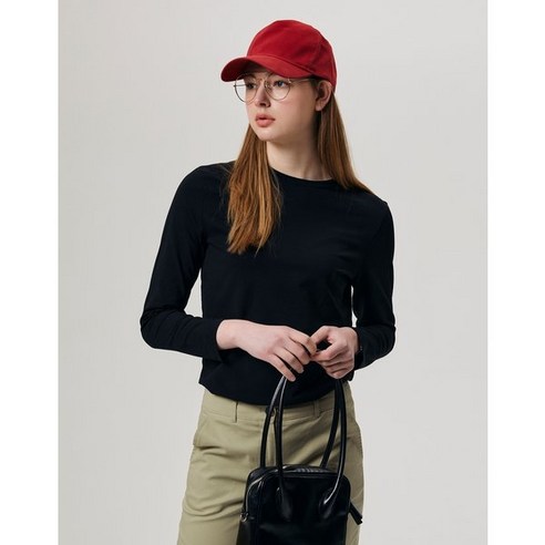 헤지스레이디스 23SS 블랙 단색 면혼방 긴팔티셔츠 HSTS3BC15BK