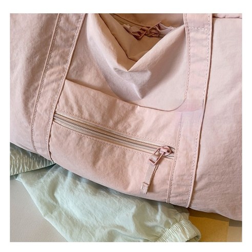 당신의 활동적인 라이프스타일을 빛내줄 메리레이디 소형 보스턴백