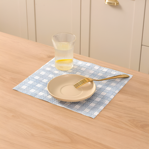 식탁 위 엉망진창, 뜯어쓰는 식탁 매트로 깔끔하게 해결!