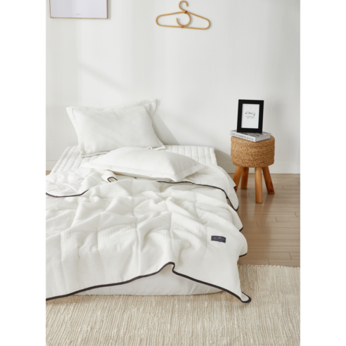 모기퇴치 기술이 적용된 통기성 있는 국산 여름이불