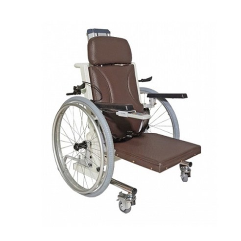 전동 리프트 휠체어로 되찾은 편안한 일상