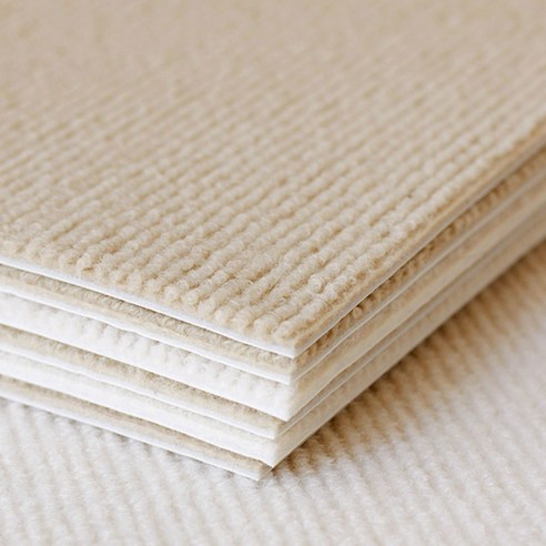 댕냥이 슬개골 지킴이, 미끄럼 방지 카페트 타일로 안전하고 쾌적한 공간을!