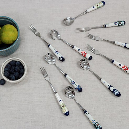 고급스러운 티타임, 당신의 손끝에서