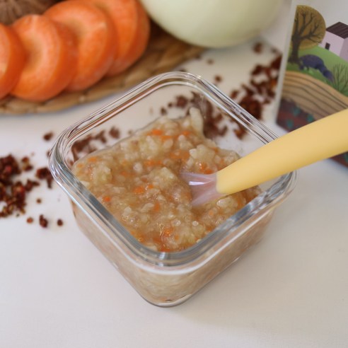 건강한 맛과 자연의 풍미가 담긴 한 잔의 육수