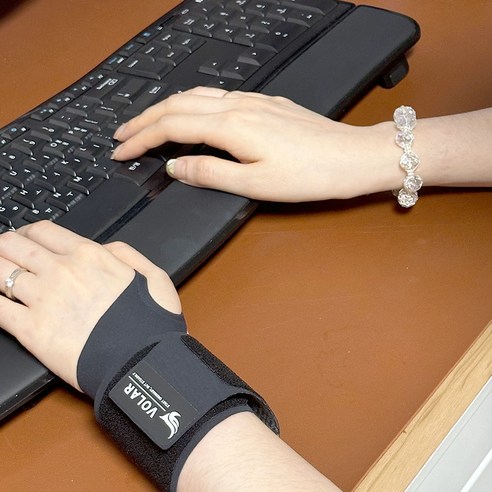 편안한 착용감으로 안전하게 손목을 보호하세요