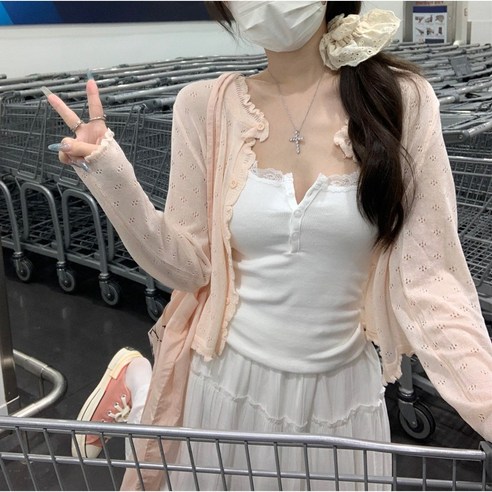 쪼예 청순 여리핏 플라워 펀칭 얇은 긴팔 가디건
