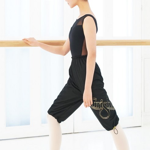 섬세한 아름다움을 위한 선택, 그리쉬코 웜업 유니타드로 완벽한 웜업 루틴을 시작하세요.