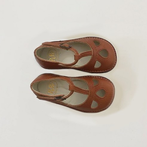 페페슈즈 루시 브라운 가죽구두: 클래식한 스타일과 프리미엄 품질의 완벽한 조화