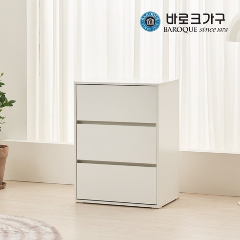 실용성과 스타일을 갖춘 바로크가구 서랍장