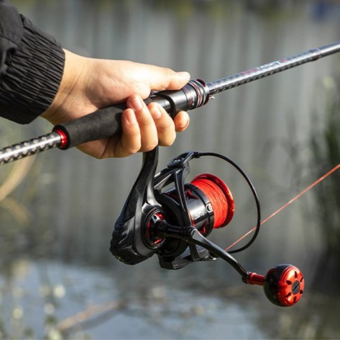 파도를 가르는 섬세한 칼날, 롤피시 바다 루어대 에깅대