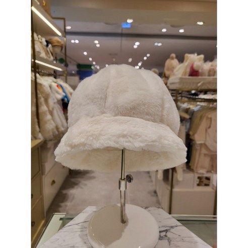 겨울 스타일의 완성, 에뜨와 우든 FUR 챙 모자