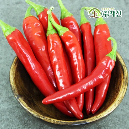햇볕을 잘 받아 매콤한 국내산 홍초 홍고추 1kg, 4개