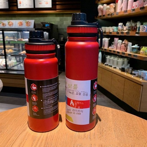 최신 창의력 대용량 야외 운동 창의 휴대용 304 스테인리스강 보온컵, 빨강, 600Ml