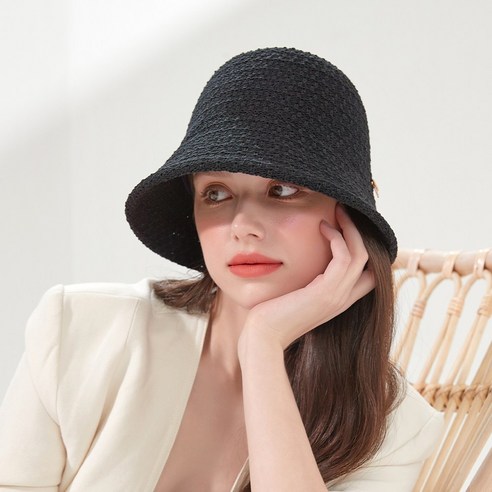 스타일과 시원함을 동시에! 린넨 버킷햇으로 완성하는 여름 스타일 마스케라린넨버킷햇