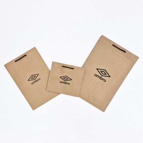 편안함과 스타일을 동시에, 엄브로 메리제인 샌들로 완성하는 데일리룩