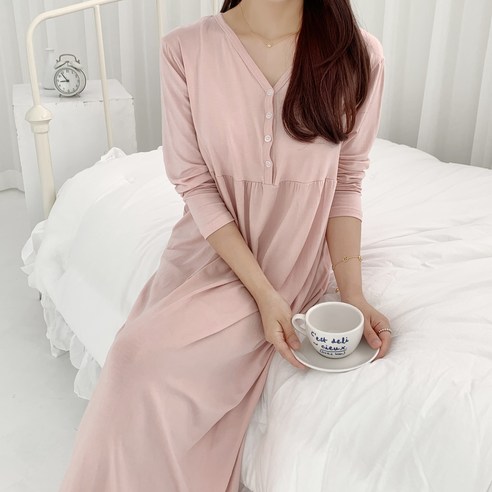 포근한 저녁, 루시드라잇 수유 원피스와 함께하는 엄마의 행복한 시간 루시드라잇원피스