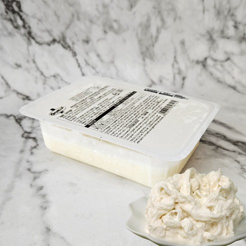 입안 가득 퍼지는 행복, 죠이엘라 스트라차텔라 치즈의 황홀경 스트라치아텔라치즈