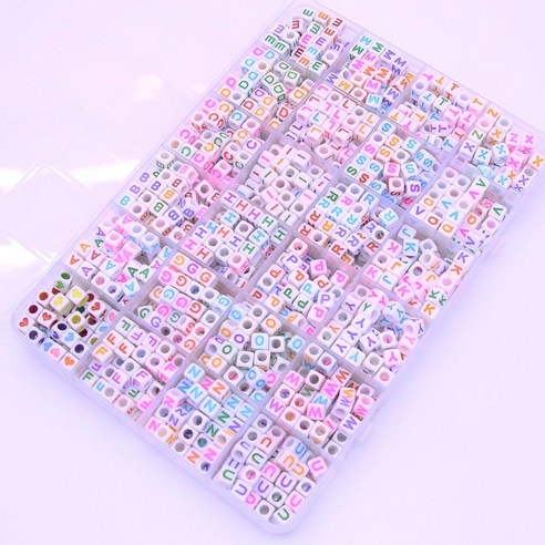 나만의 이야기를 담아내는 특별한 순간, 알파벳 이니셜 비즈 세트