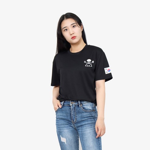 편안함과 스타일의 완벽한 조화: 코리아아미 백골 로카티 반팔티