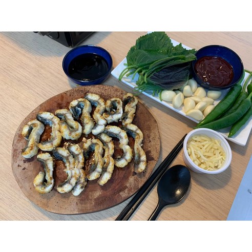집에서 맛있는 민물장어 요리의 즐거움을 경험하세요.