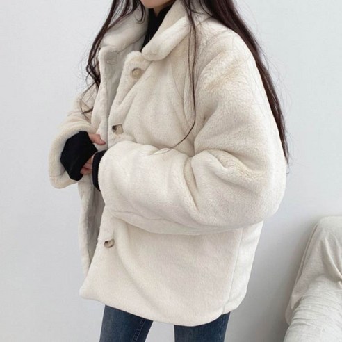 [랜덤플레이] 터틀넥 루즈 양면 기모 뽀글이 리버시블 패딩 코트