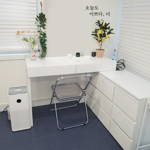 아침마다 전쟁 같은 화장, 이제 우아하게 마무리! 원마인드 화장대로 바꿔보세요 ㄱ자화장대