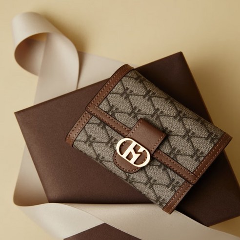 브라운 시그니처 패턴 가죽 반지갑 HIWA5E879W1