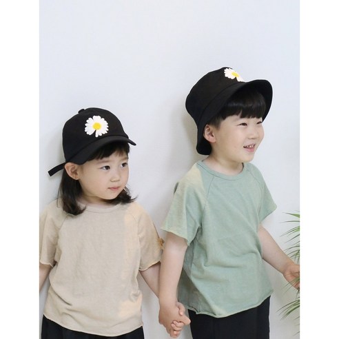 사랑스러운 데이지 꽃 자수, 사계절 활용, 편안한 착용감, 스타일리쉬한 유아 볼캡
