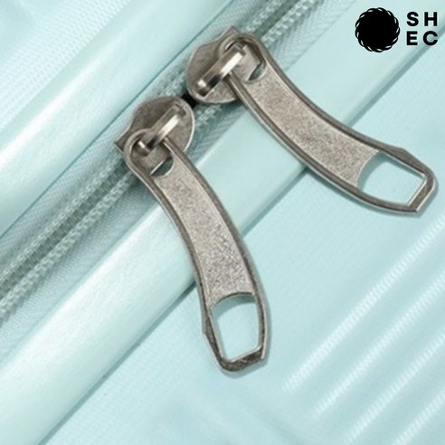 실용성과 스타일을 겸비한 여행의 동반자, 14인치 레디백