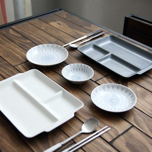 일상에 스며드는 일본의 정갈함, [오반자이] 다용도 와케 도자기 식판