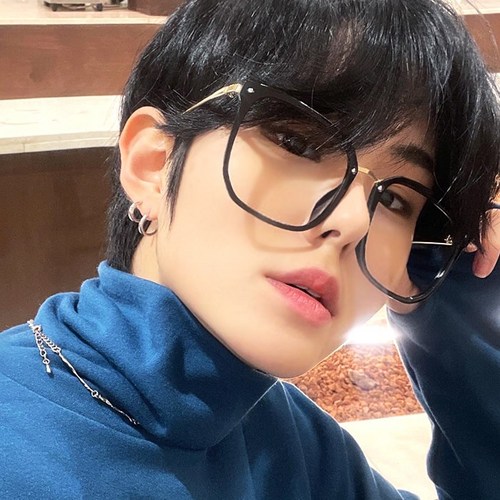 오버사이즈뿔테