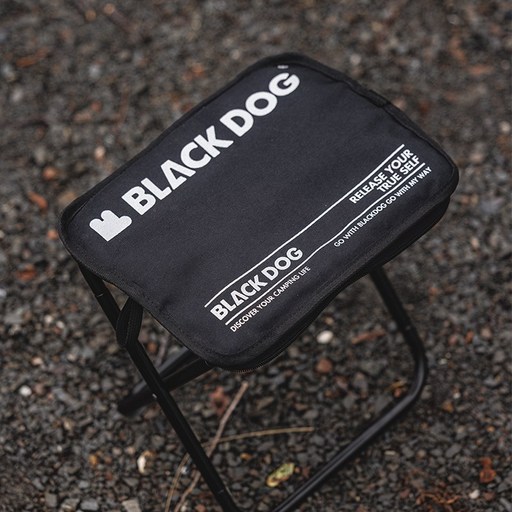 BLACKDOG 휴대용 경량 접이식 캠핑의자 CBD2450JJ038