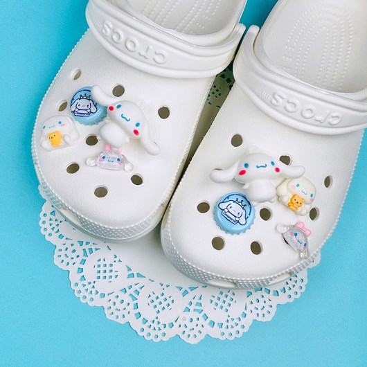 산리오 캐릭터 실내화 악세사리 꾸미기 세트(4pcs)