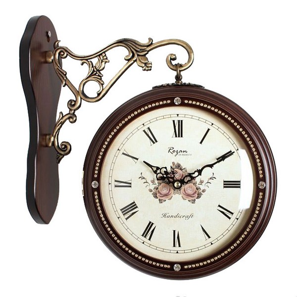 큐빅 양면시계, 브라운