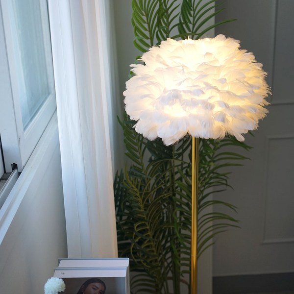  깃털 장 스탠드 조명 린다 깃털 플로어 스탠드 거실 무드등 (전구포함), 깃털장스탠드+주백색(아이보리빛) 