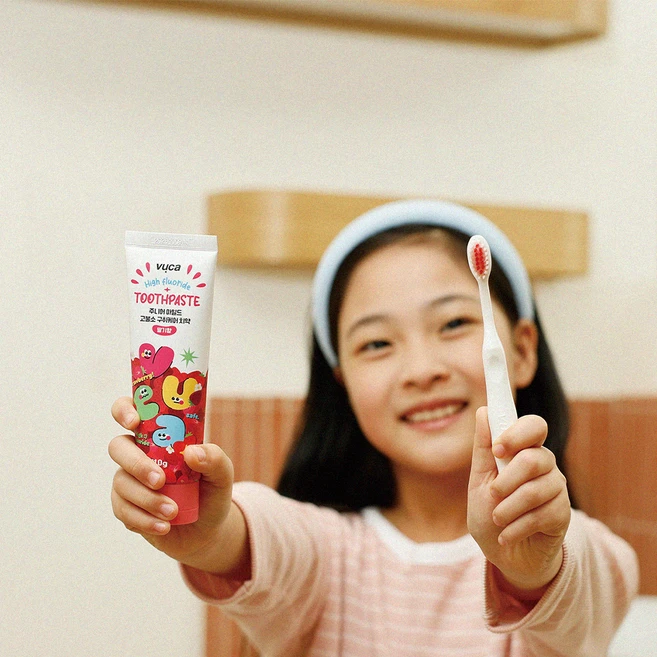 뷰카 마일드 더블 초미세 불소모 스텝3 어린이 칫솔, 혼합색상, 12개입, 1세트