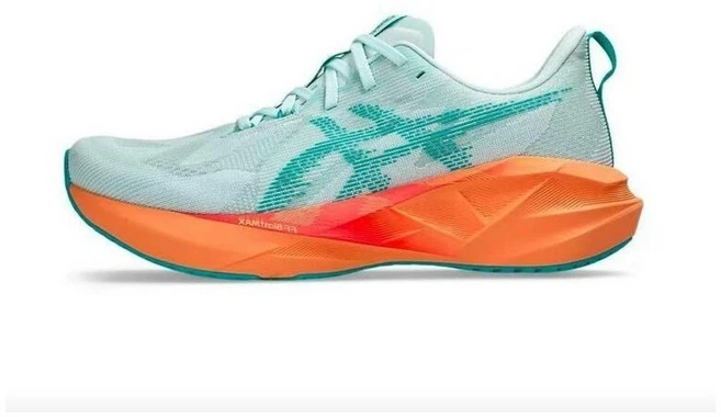 아식스 노바블라스트 5 경량 쿠셔닝 스니커즈 멀티 배색 옵션