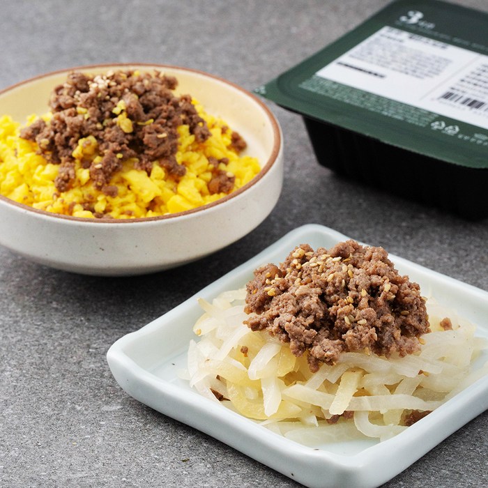 집반찬연구소 우리아이 한우반찬 한우 무 볶음 170g + 한우 계란 소보로 170g, 1세트 대표 이미지 - 집반찬연구소 추천
