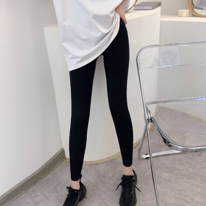 시원한 아이스 쿨링 원단 비침없는 10부 레깅스 빅사이즈 F~7XL 고무줄 쫄바지 접촉냉감 흡한속건 빠른건조 여성용_C3698 대표 이미지 - 쿨링 레깅스 추천