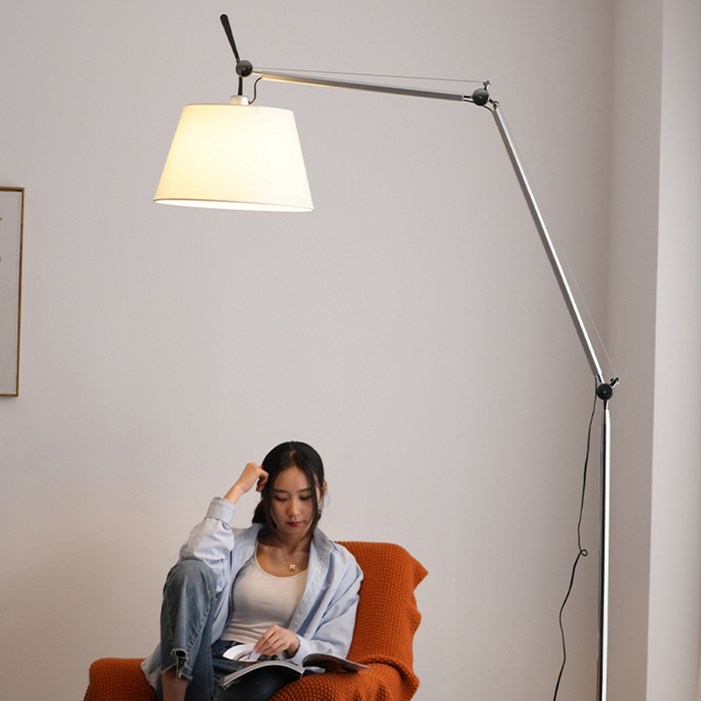 유로 플로어 램프 거실 장스탠드 스탠딩 관절 각도조절 조명  2 sizes
