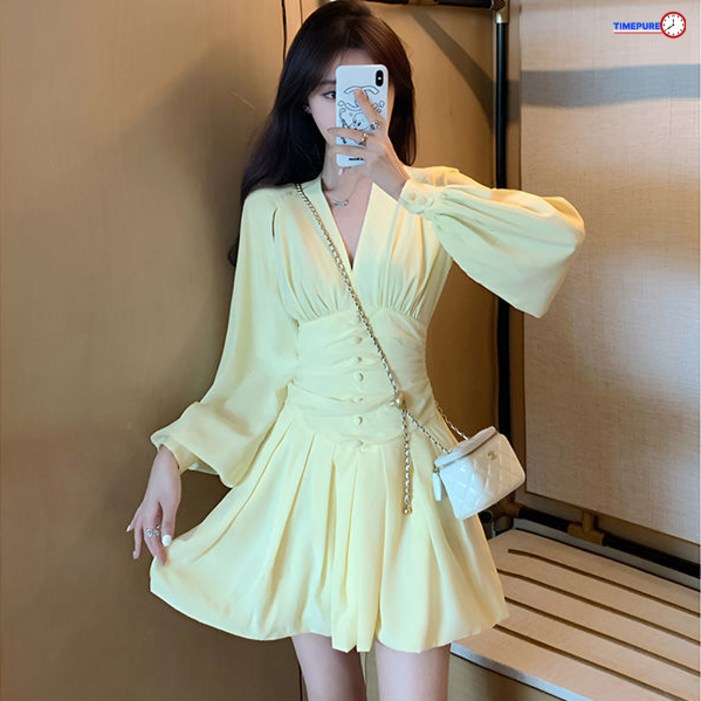 프렌치 스타일 플라운스 원피스 여성용 브이넥 주름 디테일 소매 볼륨 셔링 간절기 긴팔 랩 원피스