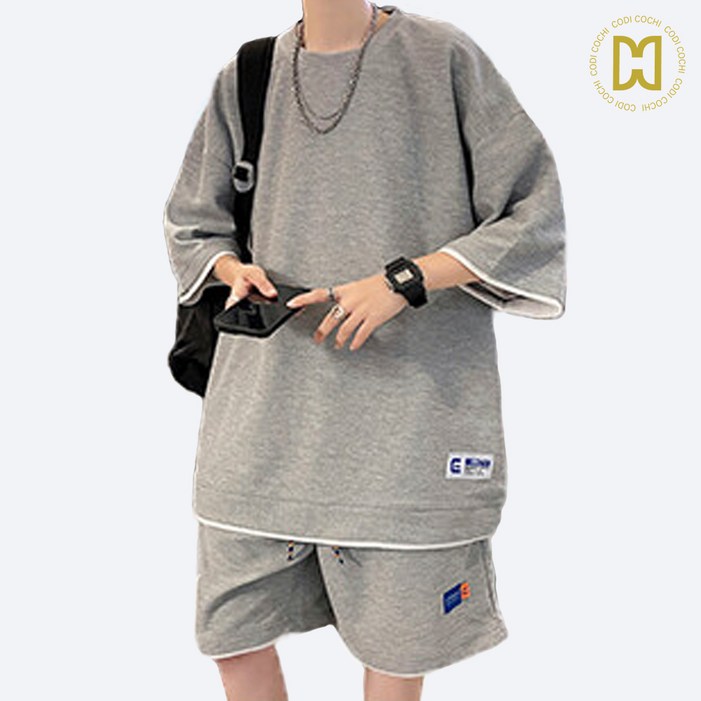 코디코치 반팔티 반바지 오버핏 트레이닝 운동복 상하세트 코디코치 반팔티 반바지 오버핏 트레이닝 운동복 상하세트