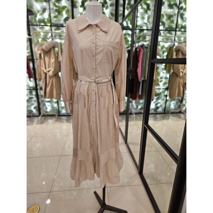 듀엘 DEWE 셔츠형 아코디언  롱 원피스 D231MSE007  NC일산