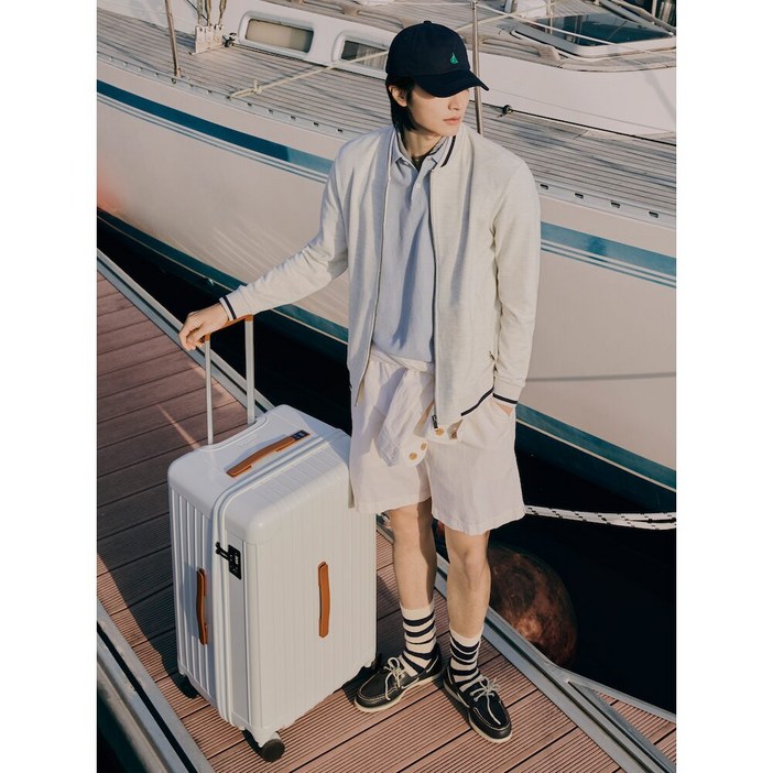 빈폴ACCBE42D4M301어웨이 캐리어 29인치  화이트