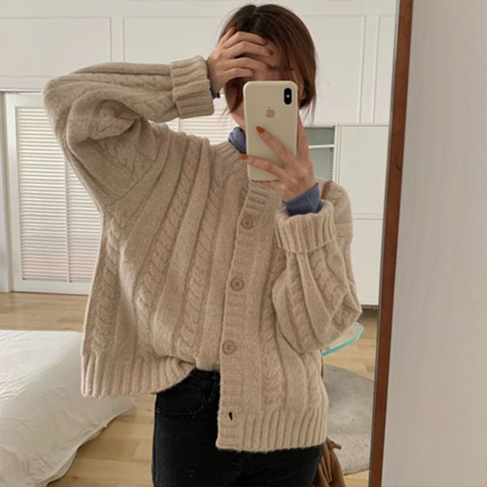 비소프 여성 라운드 꽈배기 니트 가디건 비소프 여성 라운드 꽈배기 니트 가디건